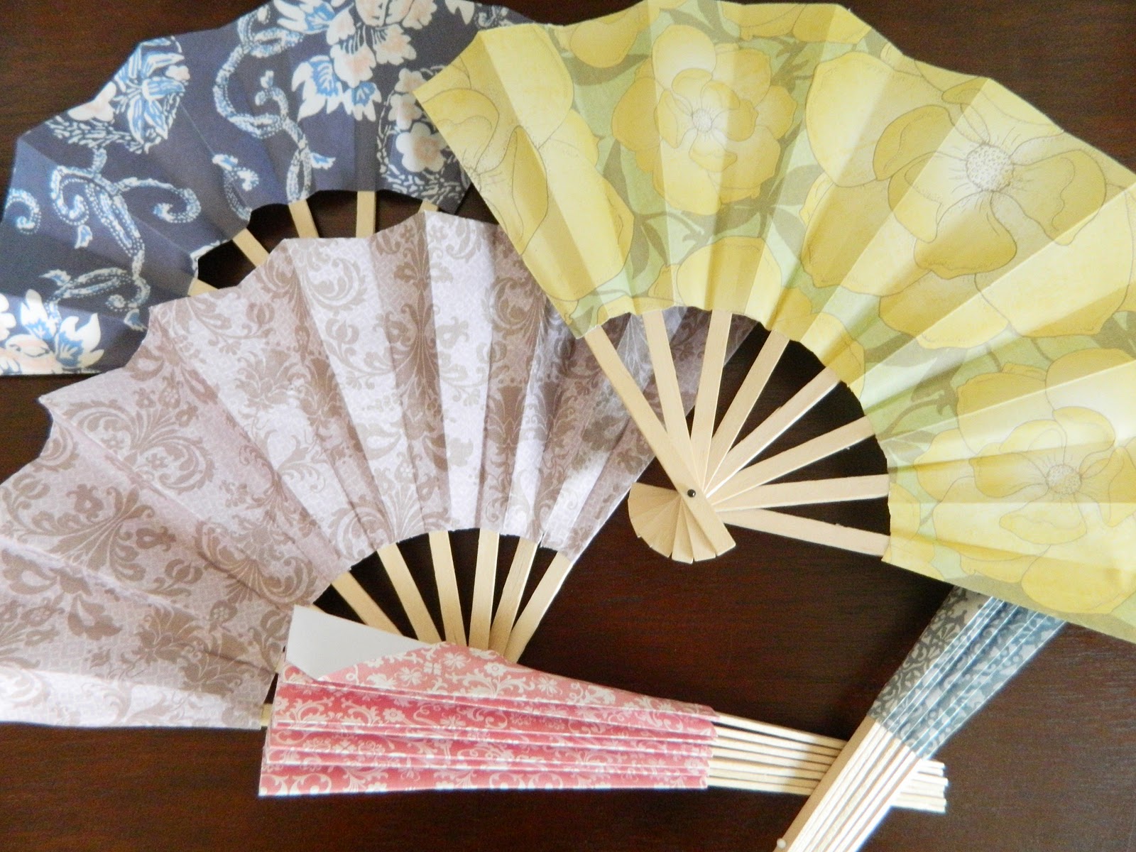 Paper Pendulum: Paper Fans