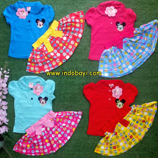 Baju Setelan Bayi Perempuan Mickey