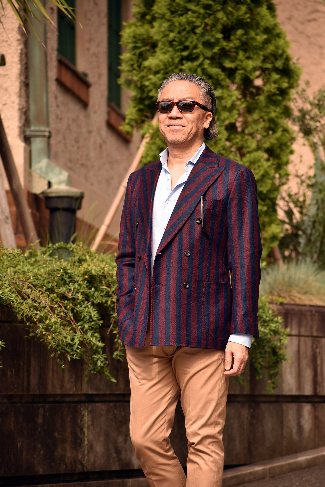 40代日本人メンズ向けのダブル ジャケットのコーディネート
