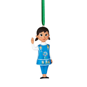 This Daisy Girl Scout Christmas Ornament makes a wonderful memory for your tree.