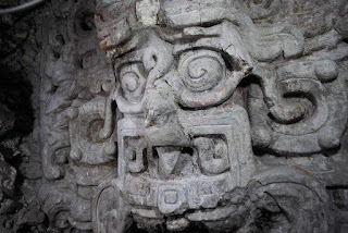 Descubiendo el templo maya del sol nocturno