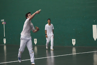 Pelota mano en las fiestas