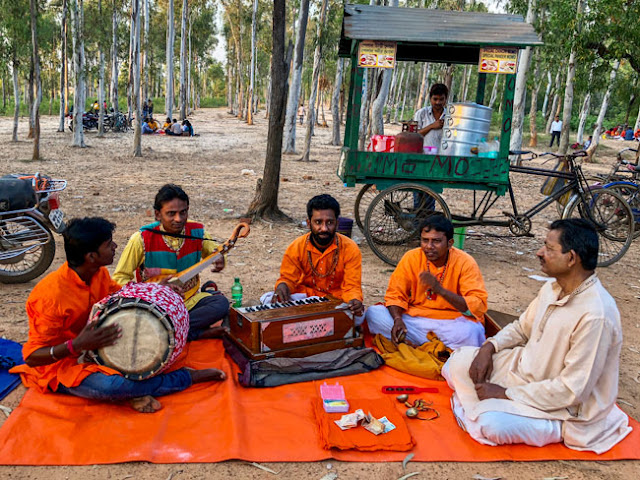 shanibarer haat saturday market shantiniketan