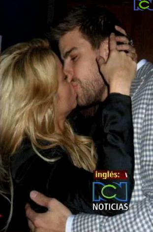 Shakira With Pique