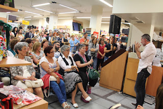 Presentación de la nueva novela de Mikel Alvira en la librería Milo's