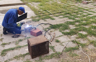 Welding the feet together