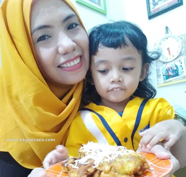 anak suka makan indomie