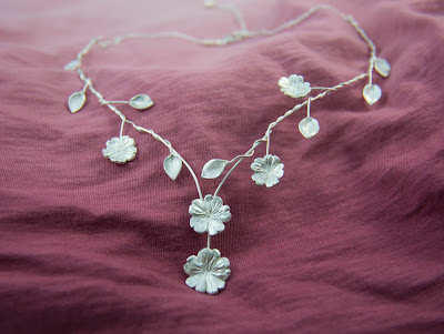 art nouveau nature flower leaf leaves elf elvish bridal wedding statement necklace silver adjustable primrose blooms