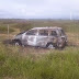 Carro bate em poste e pega fogo em Gargaú São Francisco de Itabapoana