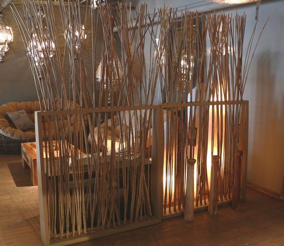 Contoh sekat ruangan  minimalis sederhana dari  bambu  