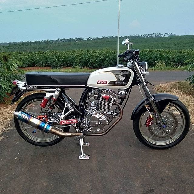  Gambar HD Modifikasi CB 100 Warna Putih Terbaru