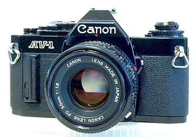 Canon AV-1, View front