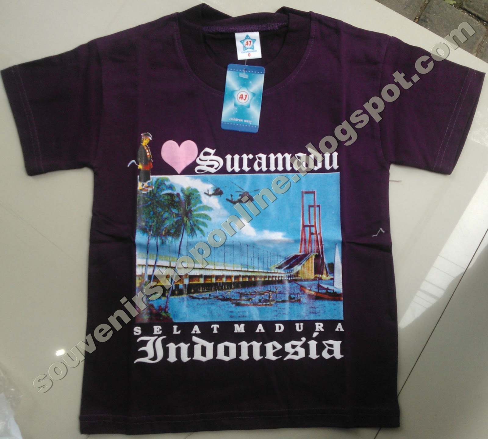 GROSIR SOUVENIR SURAMADU BATIK DAN KAOS  MADURA OLEH 