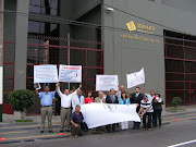…periodistas colegiados del Callao, efectuaron protesta ante la SUNARP…