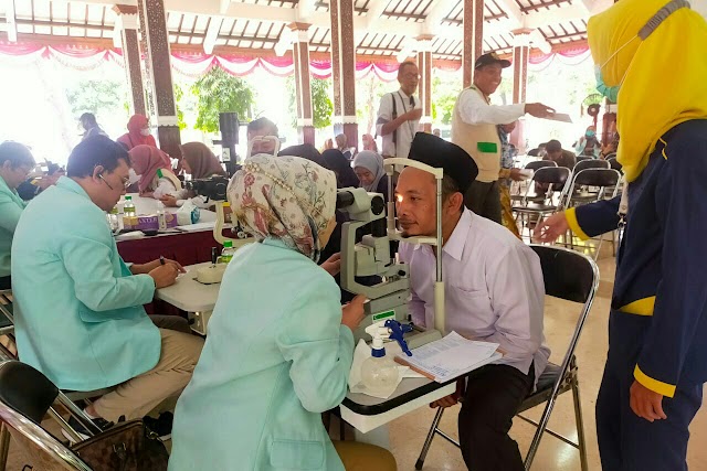 200 Orang Penerima Manfaat Dari Baznas Jalani Screaning Mata dan Operasi Mata Gratis di Pendopo Delta Wibawa