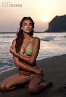 Sexy Russian Model Irina Shayk in SI