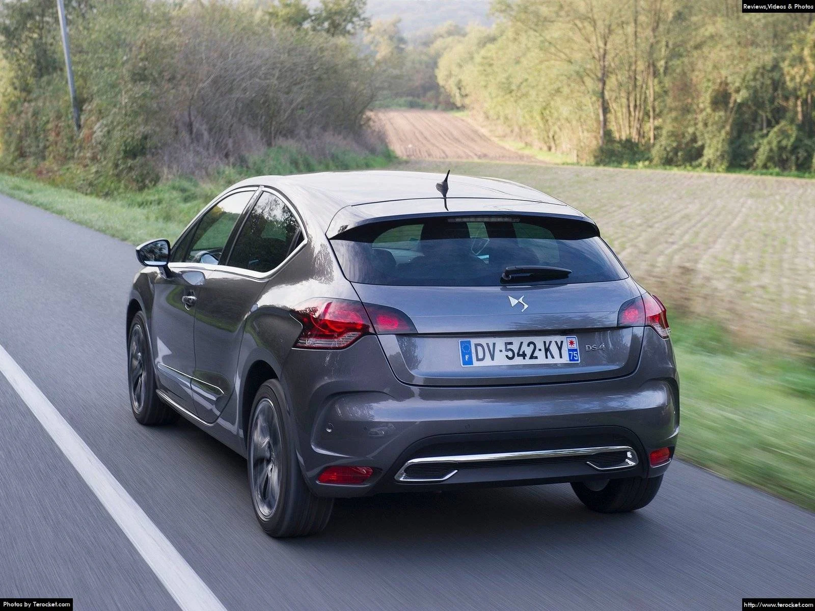 Hình ảnh xe ô tô Citroen DS4 2016 & nội ngoại thất