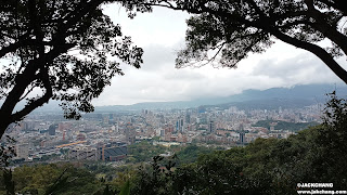 Taipei | Jiantanshan Hiking Trail | Lao Di Fang Scenic Viewing Platform | The best spot for airplane enthusiasts
