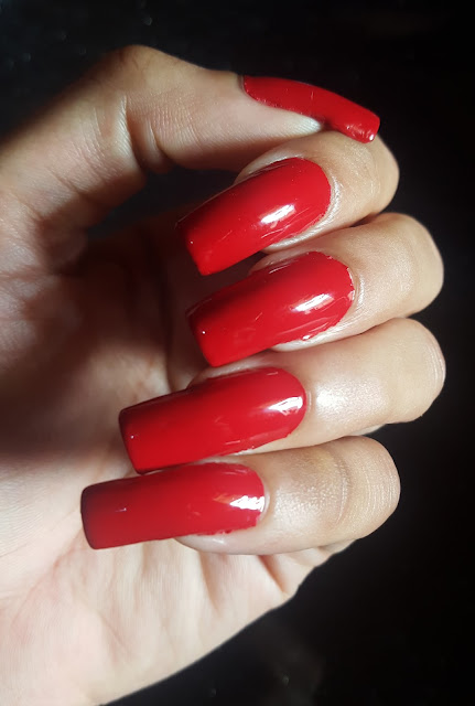 Lakme Absolute Gel Stylist Nail Polish Scarlet Red