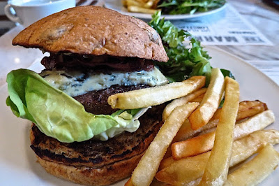 The Market Grill, bleu cheese burger