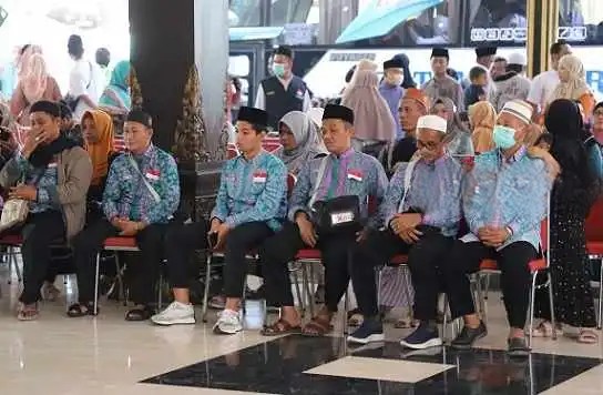 Jemaah Haji Tiba di Jombang, 9 Orang Dilaporkan Wafat