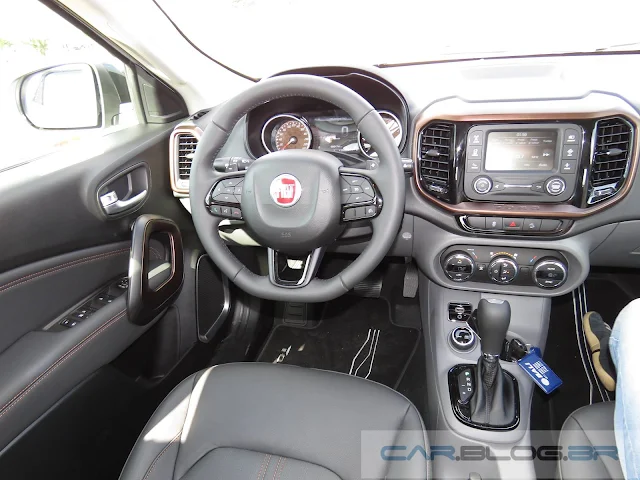 Fiat Toro 2.0 Turbo Diesel 4x4 Automática - Volcano - interior