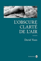 https://itzamna-librairie.blogspot.com/2018/02/lobscure-clarte-de-lair-david-vann.html