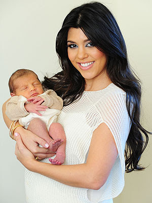 kourtney kardashian wallpapers 2012