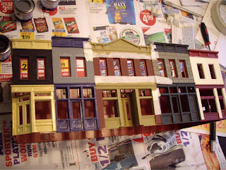 Masking Walthers Merchant’s Row 1 building for painting