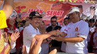 Herman HN 'Mesra' Dipanggung HUT Gerindra