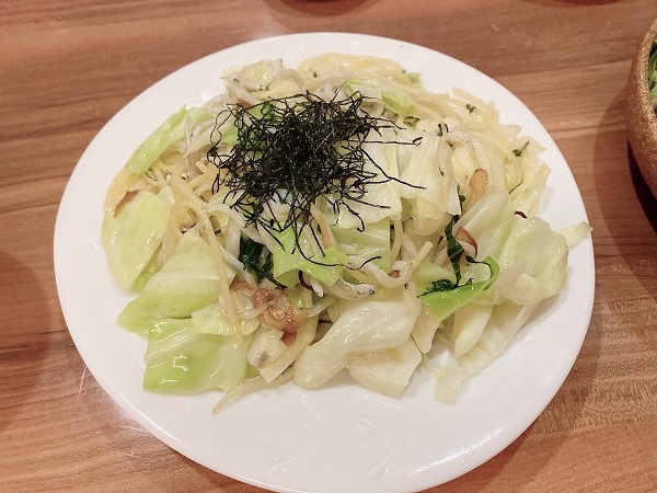 魚菜屋 常峰のキャベツとしらすのパスタ