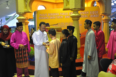 MAJLIS BERBUKA PUASA GWGF DAN STORM RIDER BERSAMA ANAK YATIM/OKU/IBU TUNGGAL DAN ASNAF