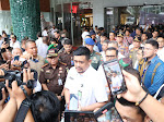 Kajari Medan Bersama Forkopimda Dampingi Wali Kota Bobby Nasution Segel Mall Centre Point