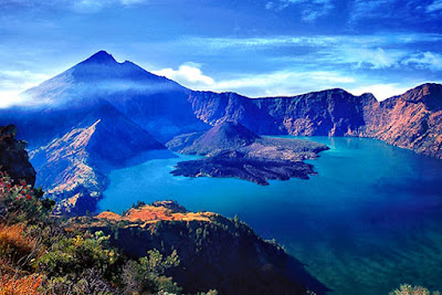 Danau Kelimutu