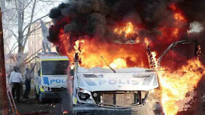 Pembakaran Kitab Suci, Teroris Bisa Beralasan Lakukan Serangan Warga Swedia Dimana-pun 