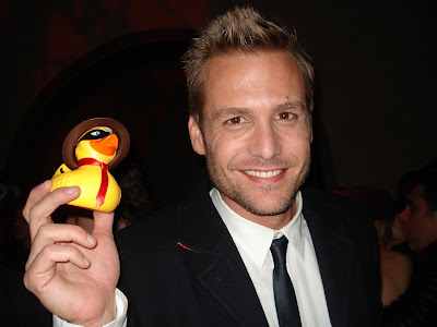 gabriel macht the spirit.  of Gabriel Macht at The Spirit premiere with a rubber duck dressed up as 