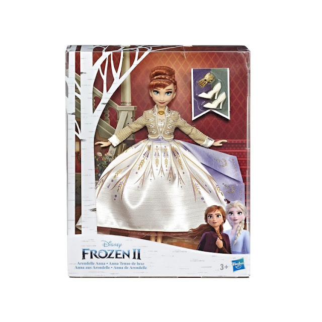 Poupée Disney Frozen 2 : Anna en tenue de luxe, en boîte.