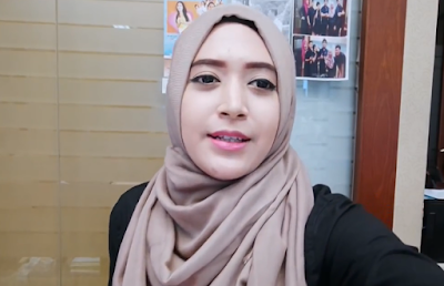 Hijab Tutorial Segi Empat Saat Di Kantor