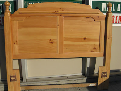 Pine Bedroom Furniture Sets on Uhuru Furniture   Collectibles  Sold   Pine Bedroom Set    475