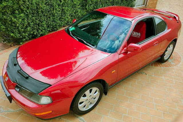 1993 Honda Prelude The fourth generation red