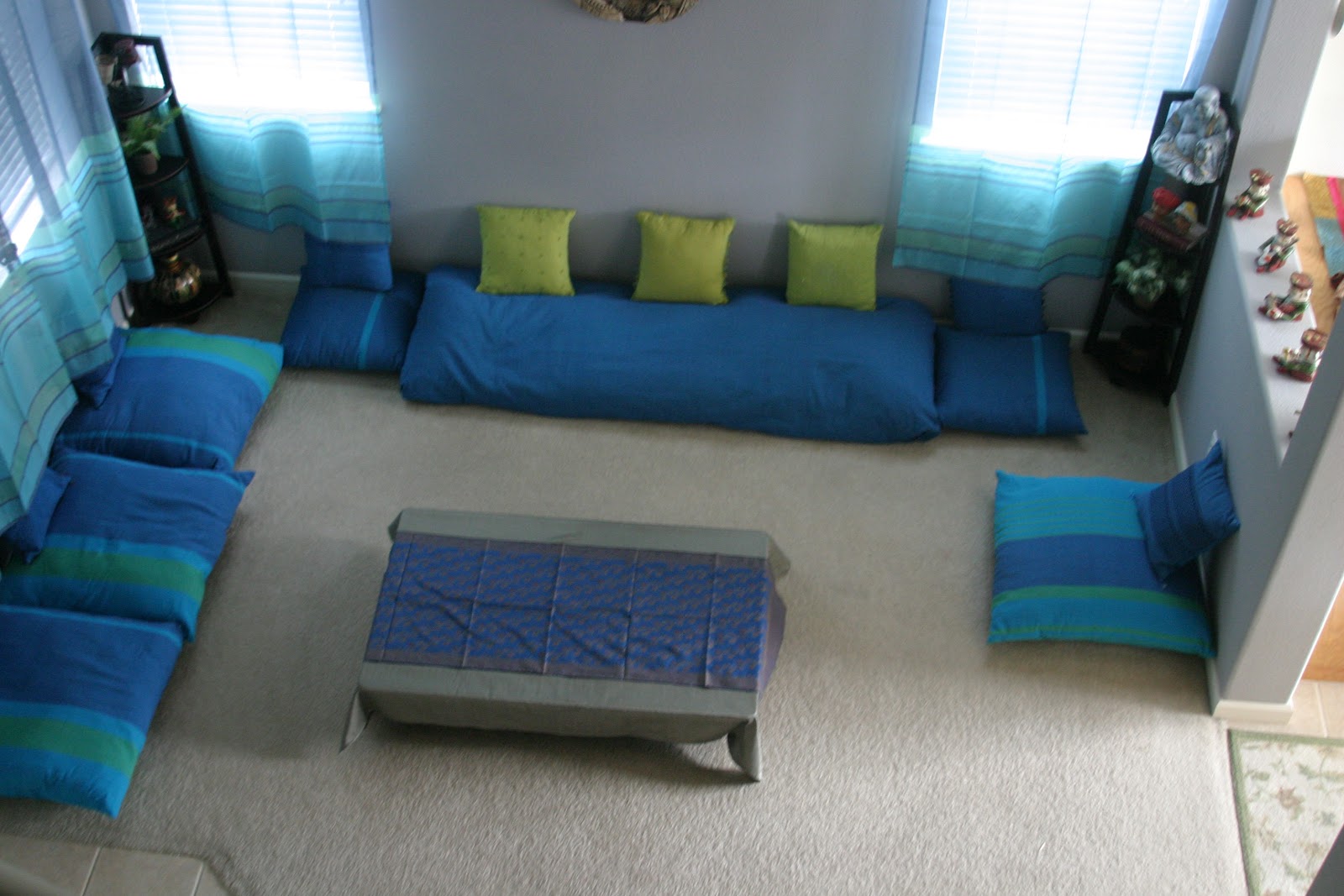Living Room Seating Arrangements