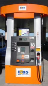 The number of E85 refueling stations nationally tops 1600 in June.