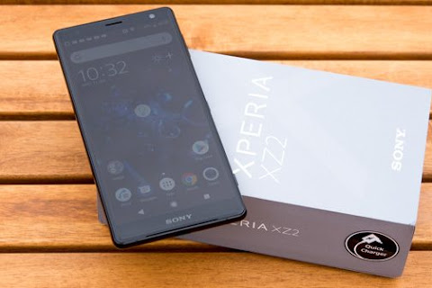 Review Sony Xperia XZ2: Kamera Fantastis, Desain Unik