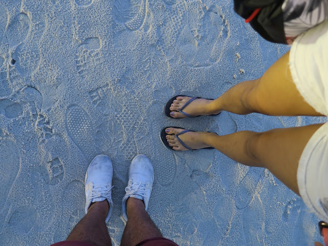Nike sneakers and Havanas slippers