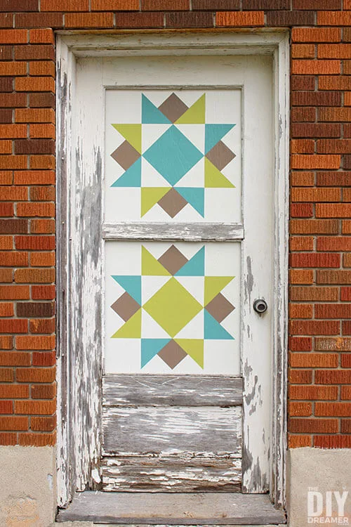 DIY Barn Quilt Door