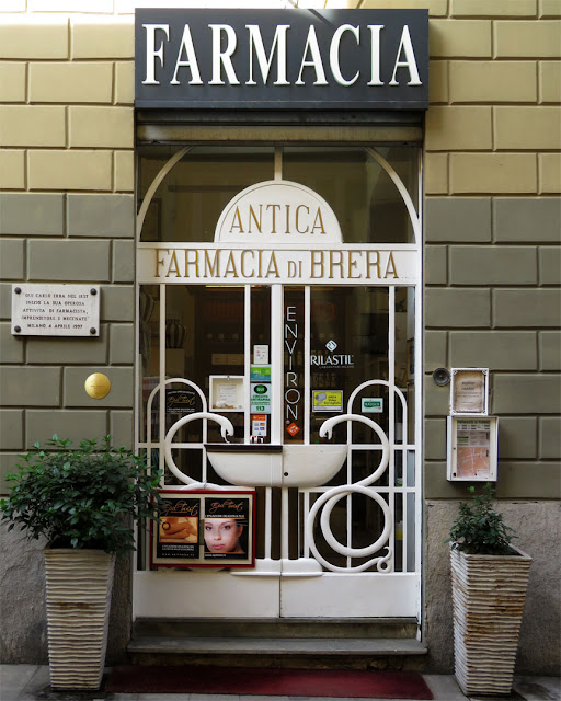 Antica Farmacia di Brera, Via Fiori Oscuri, Milan