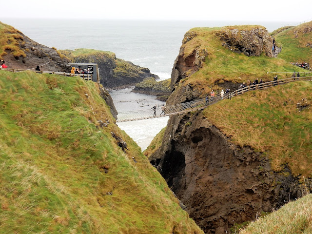 Carrick-a-rede rope bridge, Chausée des Géants, Irlande, Giant´s Causeway, Elisa N, blog de voyages