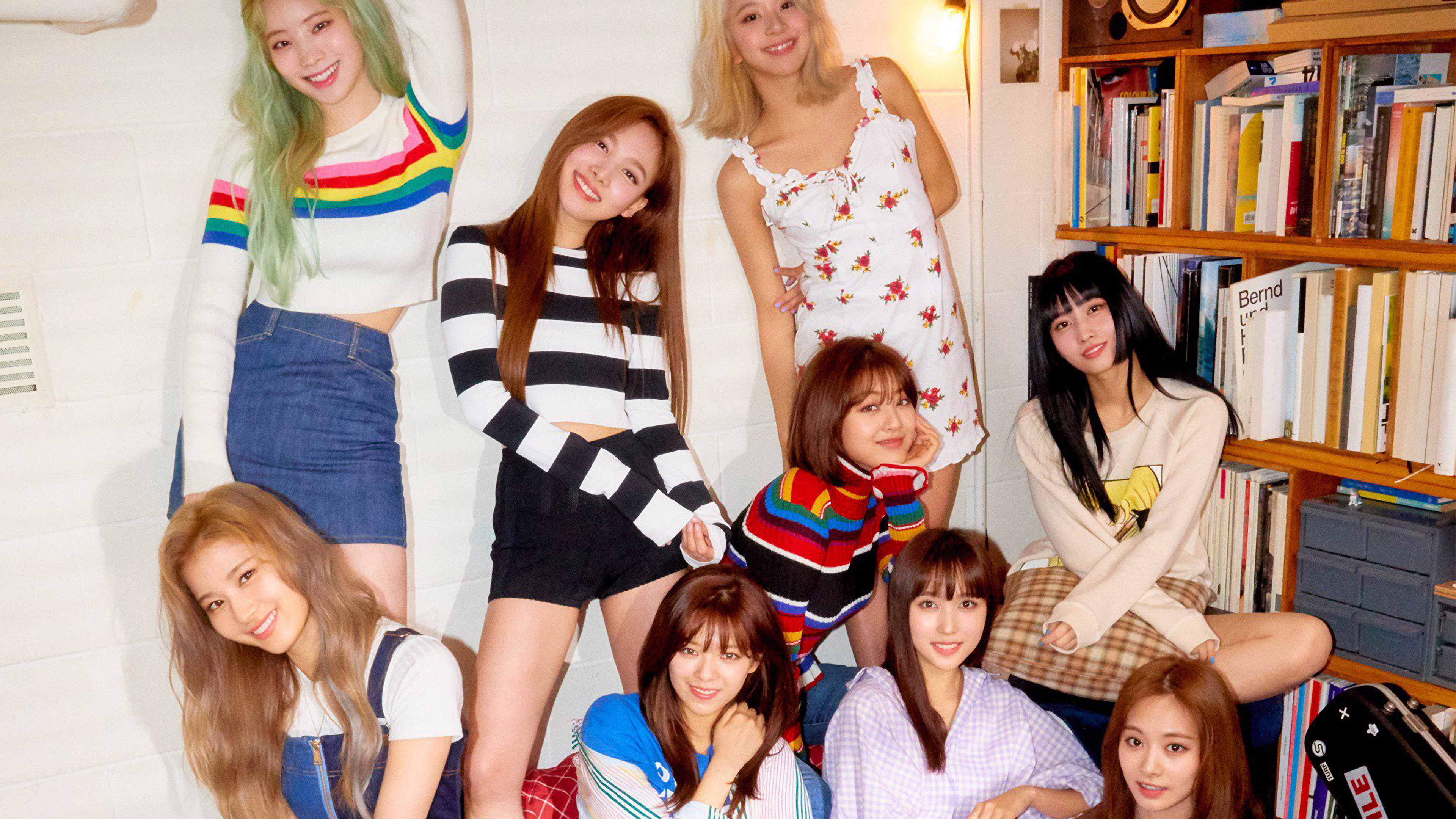 Twice Desktop Wallpaper - Wallpaper Twice World Tour 2019 ...