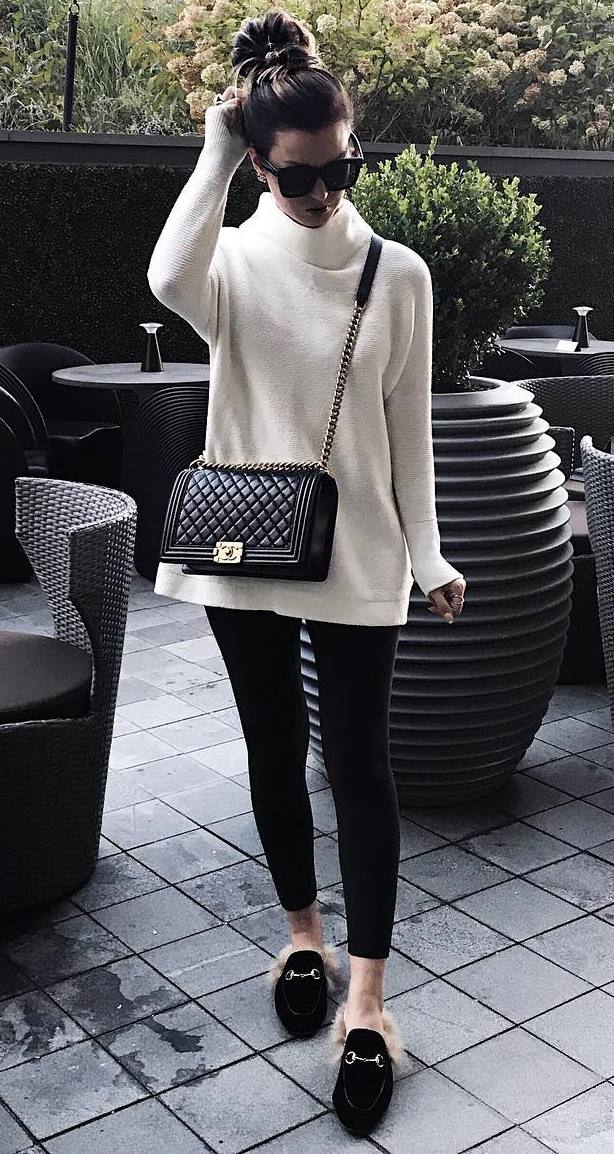 simple fall outfit | crossbody bag + sweater + black leggings + loafers