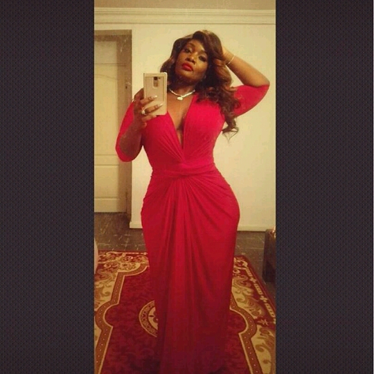 Toolz puts dangerous curves on display in red wrap dredd